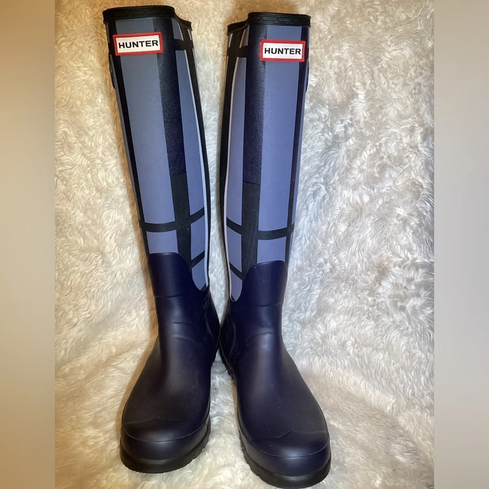 Authentic Hunter Rain Boots. Size 8